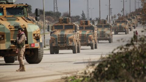 Турецкий военный конвой в провинции Идлиб, Сирия Турецкий военный конвой в провинции Идлиб, Сирия