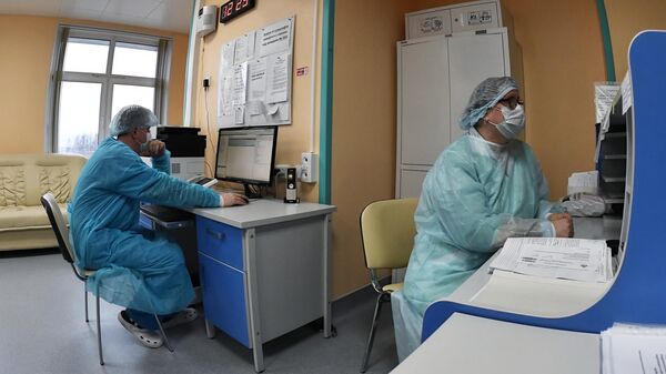 Отделение для людей с подозрением на коронавирус в Боткинской больнице Отделение для людей с подозрением на коронавирус в Боткинской больнице