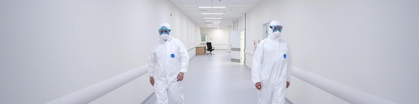 Сотрудники медицинского стационара в аэропорту Шереметьево