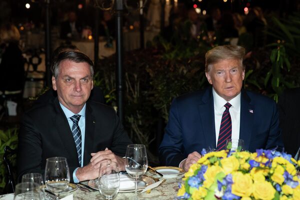 Президент Бразилии Жаир Болсонару и президент США Дональд Трамп в резиденции Трампа Мар-а-Лаго Президент Бразилии Жаир Болсонару и президент США Дональд Трамп в резиденции Трампа Мар-а-Лаго
