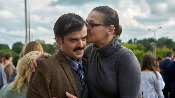 Кадр из сериала Корни Кадр из сериала Корни