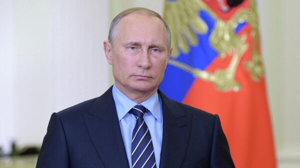 Путин поручил повысить платежную дисциплину по оплате энергоресурсов