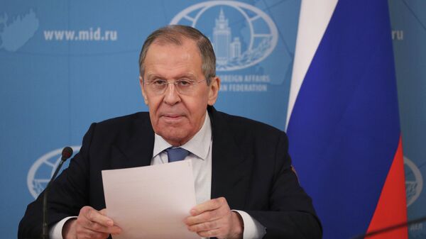 Министр иностранных дел РФ Сергей Лавров принимает участие в видеоконференции министров иностранных дел нормандского формата Министр иностранных дел РФ Сергей Лавров принимает участие в видеоконференции министров иностранных дел нормандского формата