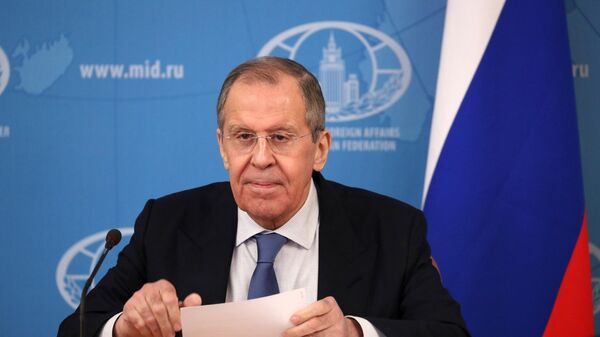 Министр иностранных дел РФ Сергей Лавров принимает участие в видеоконференции министров иностранных дел нормандского формата Министр иностранных дел РФ Сергей Лавров принимает участие в видеоконференции министров иностранных дел нормандского формата