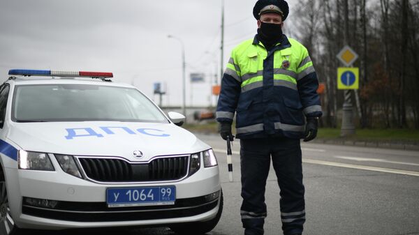 Ян Высоков - инспектор ДПС ОБ ДПС ГИБД, лейтенант полиции УВД по ЗАО ГУ МВД России по г. Москве Ян Высоков - инспектор ДПС ОБ ДПС ГИБД, лейтенант полиции УВД по ЗАО ГУ МВД России по г. Москве