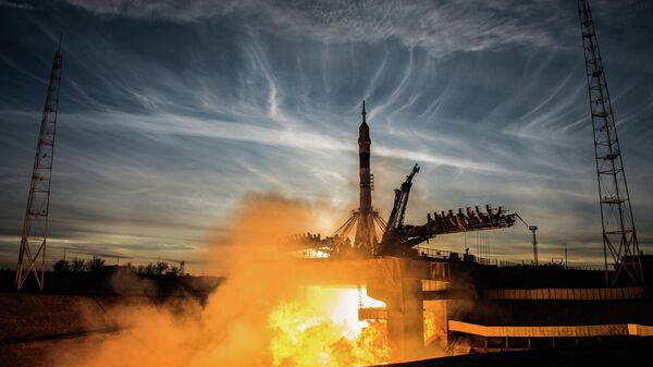 Старт ракеты-носителя Союз-ФГ с пилотируемым кораблем Союз МС-11 с космодрома Байконур Старт ракеты-носителя Союз-ФГ с пилотируемым кораблем Союз МС-11 с космодрома Байконур