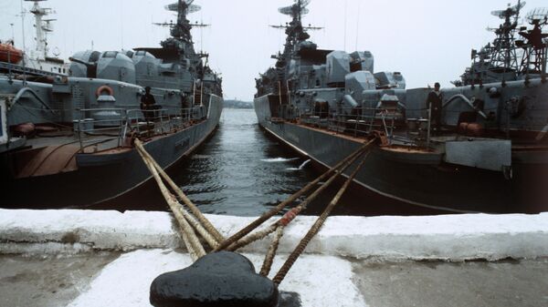 Военно-морская база Черноморского флота. Сторожевые корабли Военно-морская база Черноморского флота. Сторожевые корабли