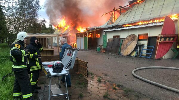 Пожар на складе в городском округе Ленинский в Московской области