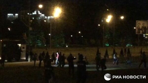 В Минске сигналят и стреляют во время протестов В Минске сигналят и стреляют во время протестов