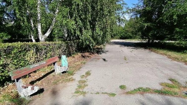Сквер возле торгового центра Русь на Волге (вдоль улицы Фрунзе) Сквер возле торгового центра Русь на Волге (вдоль улицы Фрунзе)