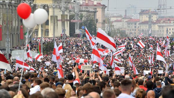 Участники акции протеста в Минске Участники акции протеста в Минске