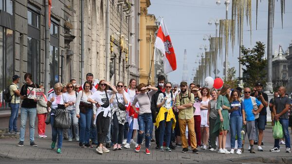 Участники акции протеста на проспекте Независимости в Минске Участники акции протеста на проспекте Независимости в Минске