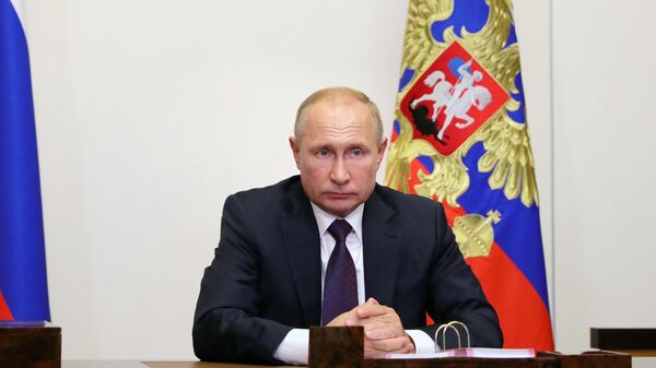 Путин поручил провести централизацию ресурсов ПФР, МВД и Росреестра