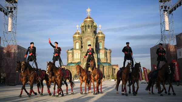 Автономная некоммерческая организация Конно-спортивный клуб Кремлевская школа верховой езды на XIII Международном военно-музыкальном фестивале Спасская башня Автономная некоммерческая организация Конно-спортивный клуб Кремлевская школа верховой езды на XIII Международном военно-музыкальном фестивале Спасская башня