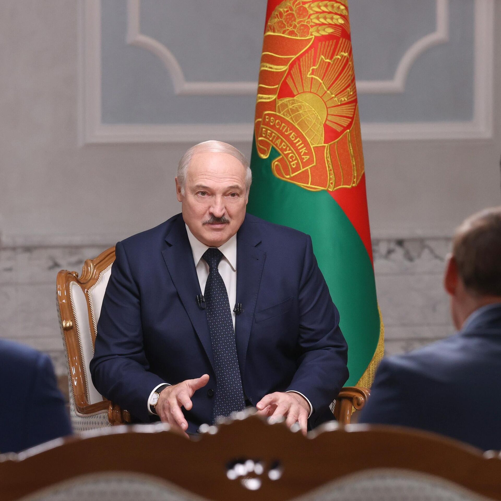 zapad protesty i narod lukashenko dal intervyu rossijskim zhurnalistam ria novosti 09 09 2020