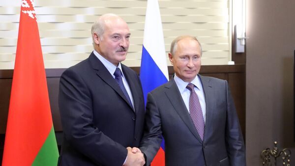 Путин поддержал идею Лукашенко купить месторождение нефти в России