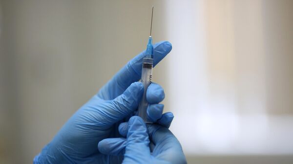 Мурашко назвал сроки регистрации третьей российской вакцины от COVID-19