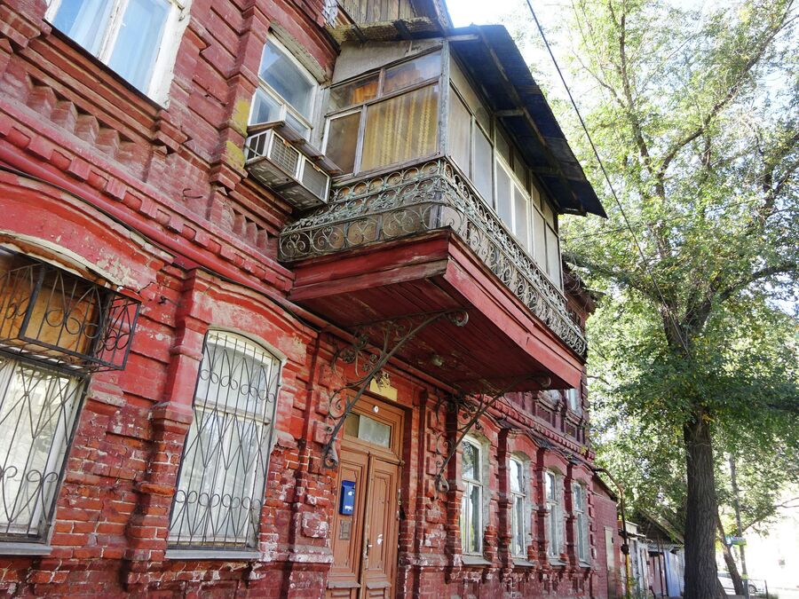Астрахань. Балкон дома Астрахань. Балкон дома