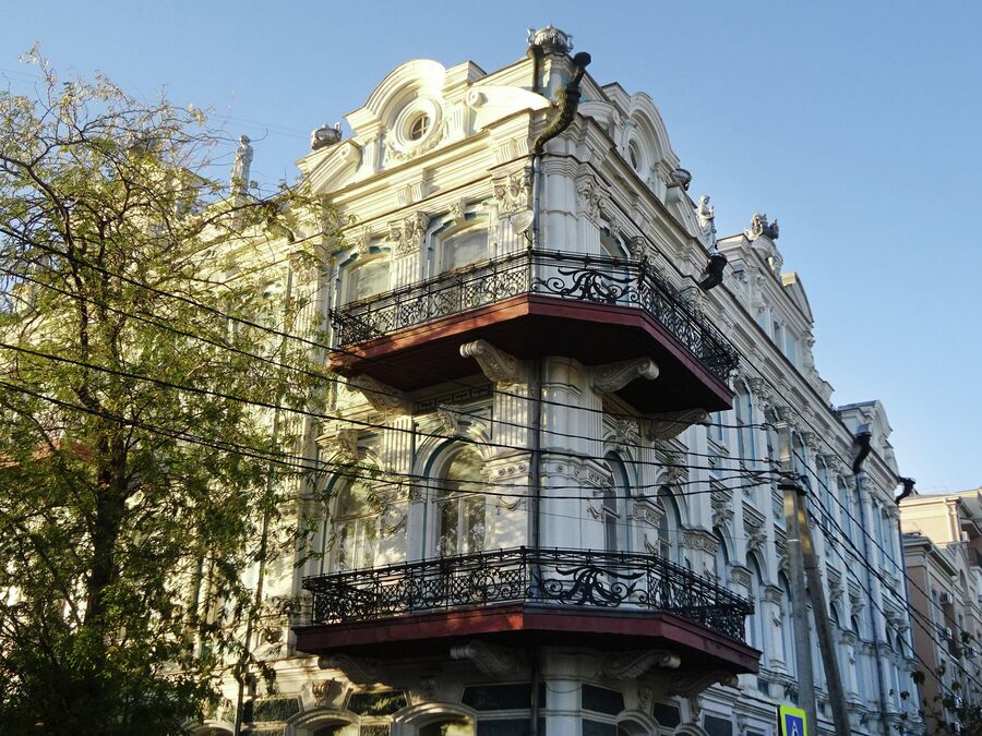 Астрахань. Балкон дома Астрахань. Балкон дома