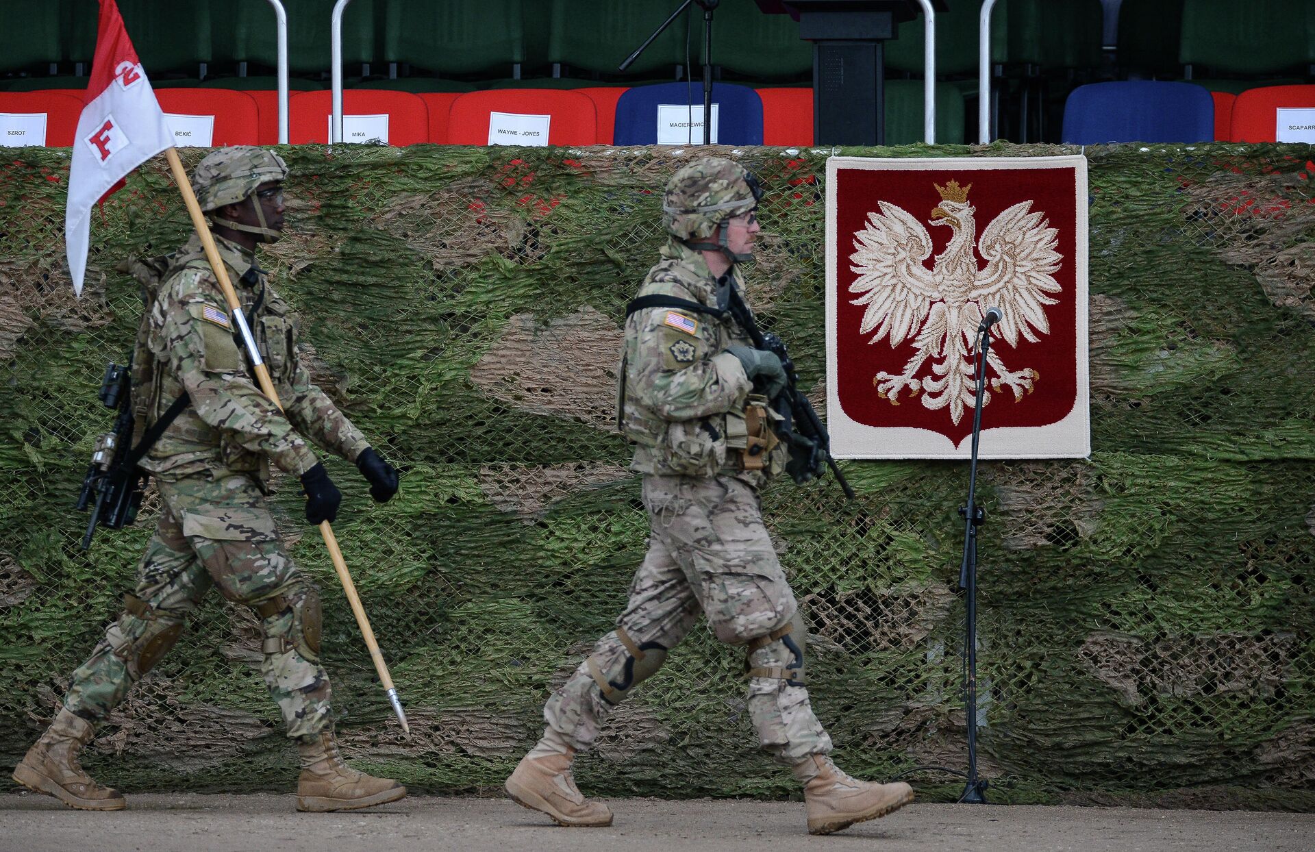 Церемония приветствия многонационального батальона НАТО под руководством США в польском Ожише Церемония приветствия многонационального батальона НАТО под руководством США в польском Ожише - РИА Новости, 1920, 05.02.2021