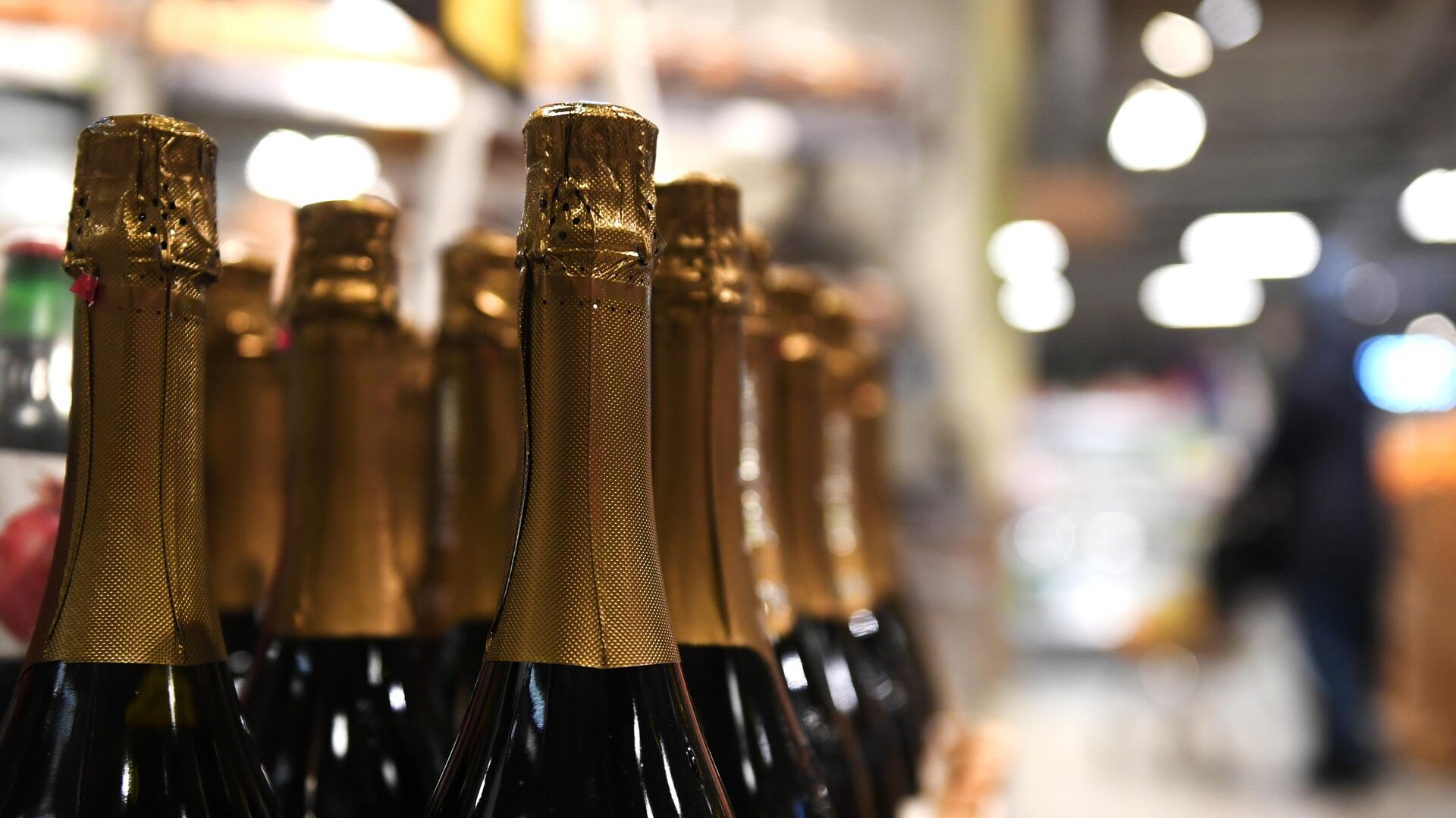 Россия и Франция согласовали методы урегулирования проблемы с шампанским