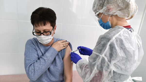 Путин: вакцинация в России может быть только добровольной