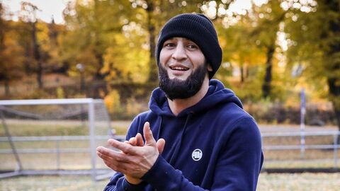 Шведский боец UFC Хамзат Чимаев Шведский боец UFC Хамзат Чимаев
