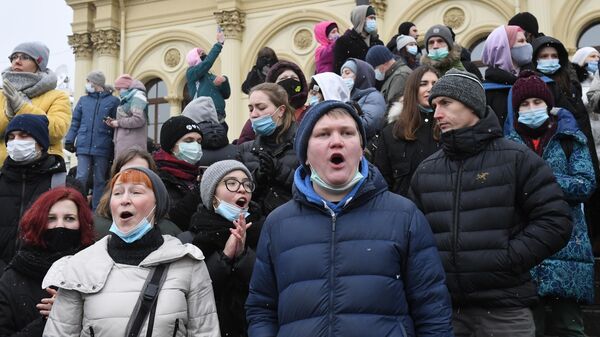 В РПЦ предостерегли священнослужителей от участия в незаконных митингах