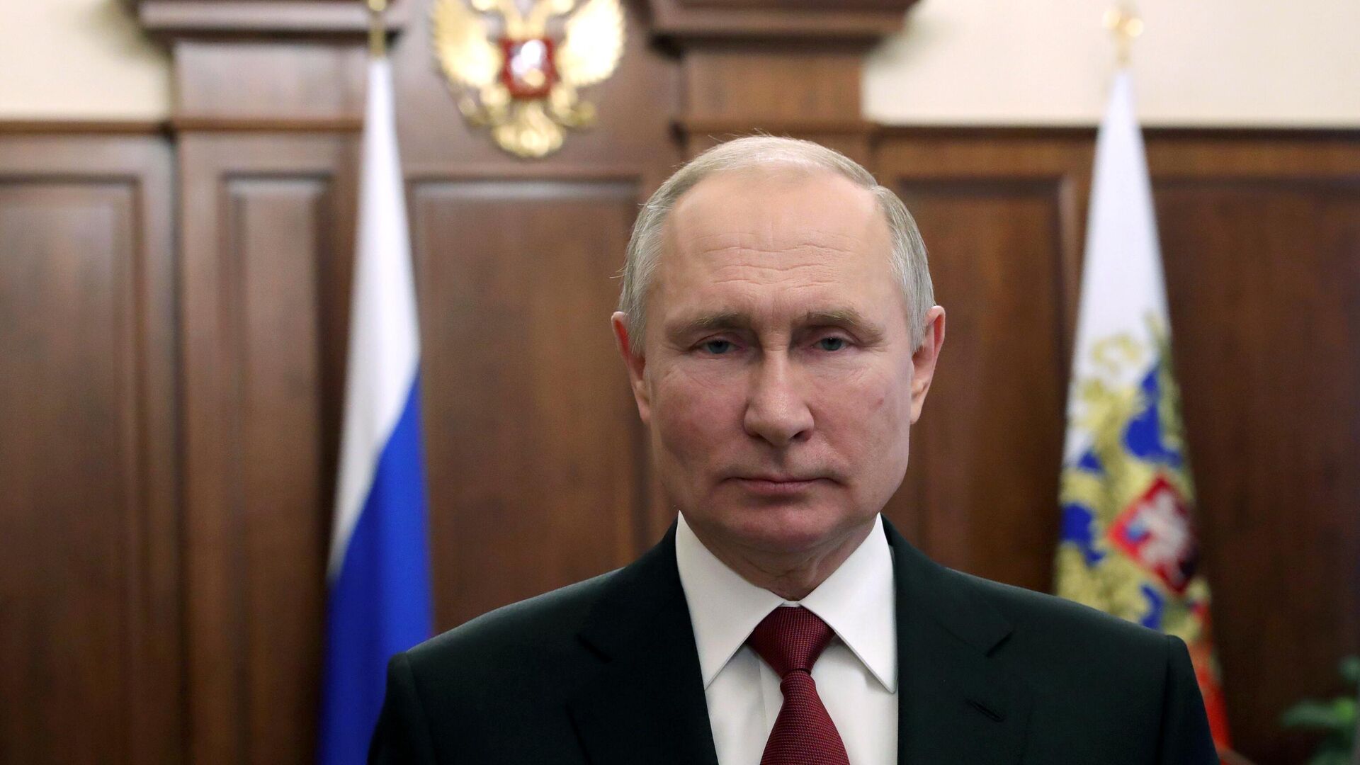 Путин призвал защитить избирательное законодательство