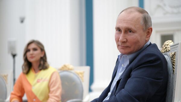 Песков заявил, что Путин 