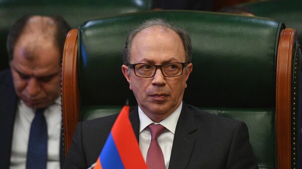 Глава МИД Армении напомнил об обязательстве Азербайджана вернуть пленных