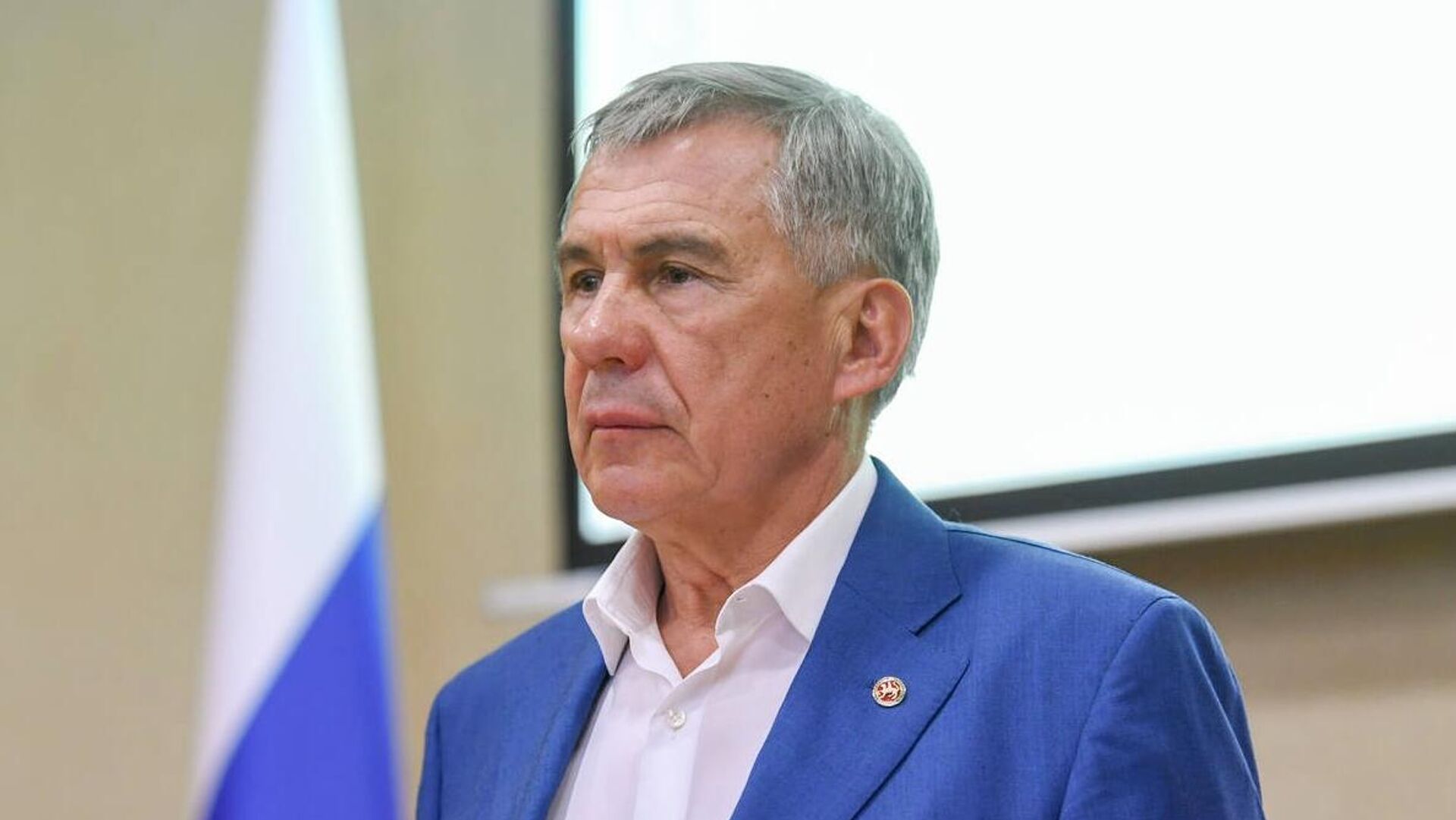 Минниханов отказался от мандата депутата Госдумы