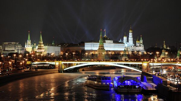Новые пособия и подорожание сигарет: что изменилось в России с 1 июля