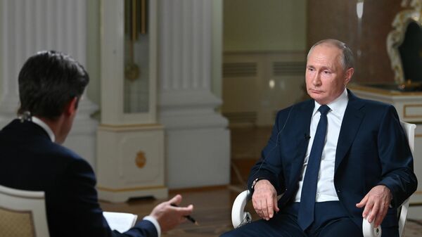 Путин считает маловероятным невмешательство США в дела других стран