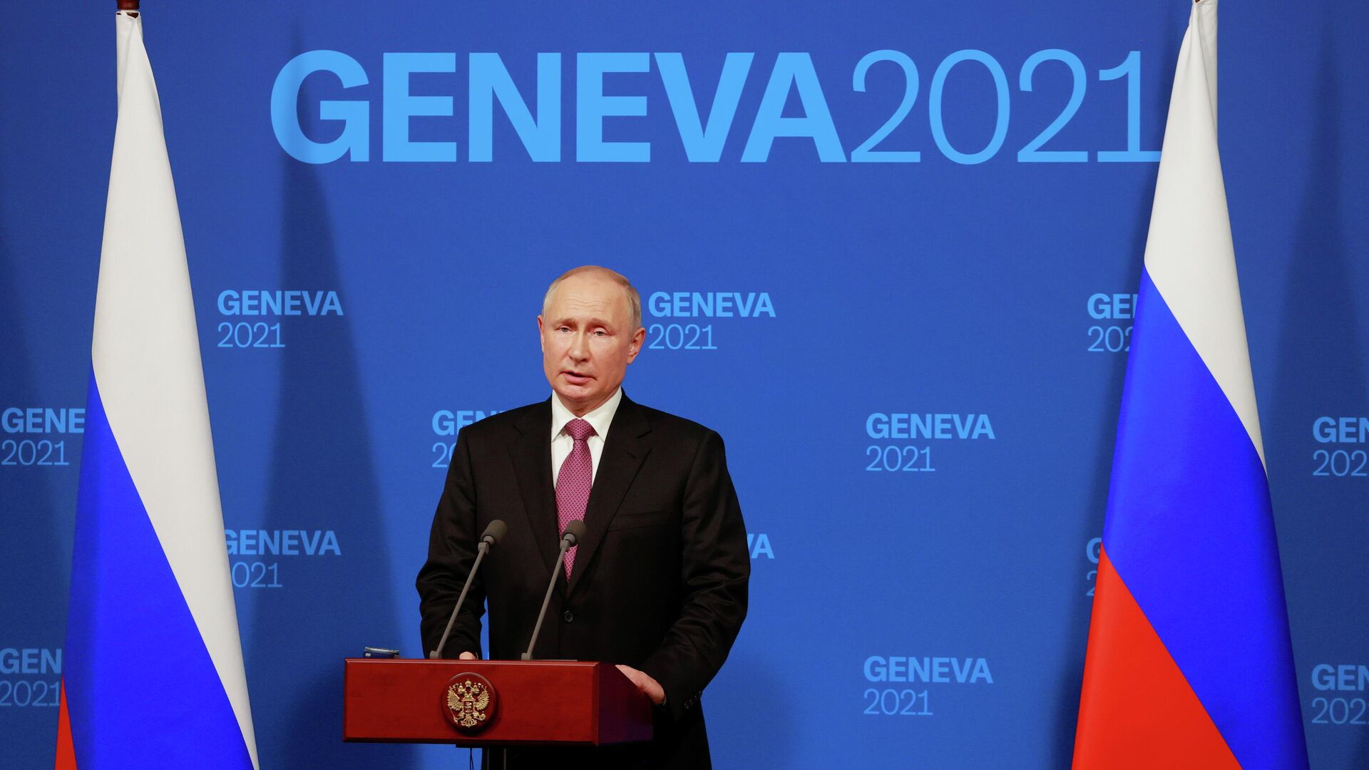 Президент России Владимир Путин во время пресс-конференции по итогам встречи с президентом США Джо Байденом Президент России Владимир Путин во время пресс-конференции по итогам встречи с президентом США Джо Байденом - РИА Новости, 1920, 16.06.2021