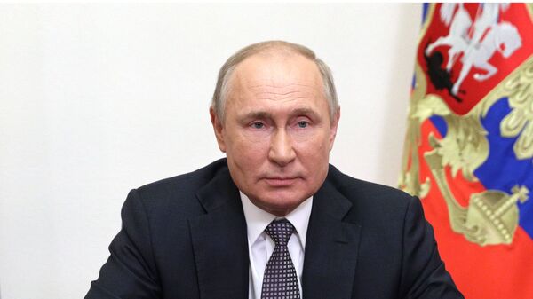 Более 520 тысяч вопросов поступило к прямой линии с Путиным