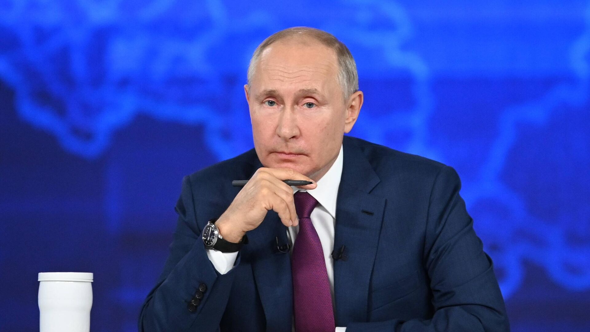 Путин предложил Совбезу обсудить цифровизацию в сфере нацбезопасности