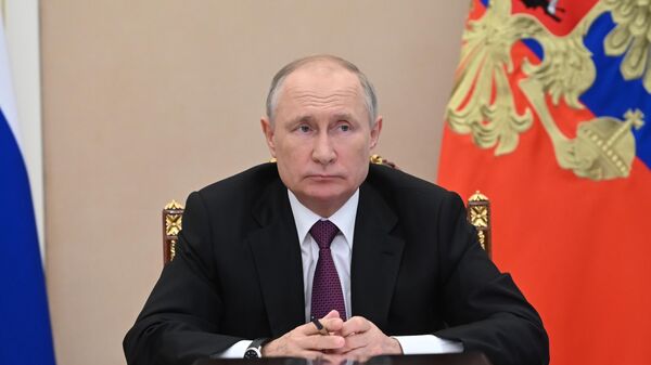 Путин заявил о принудительной смене национальной идентичности на Украине