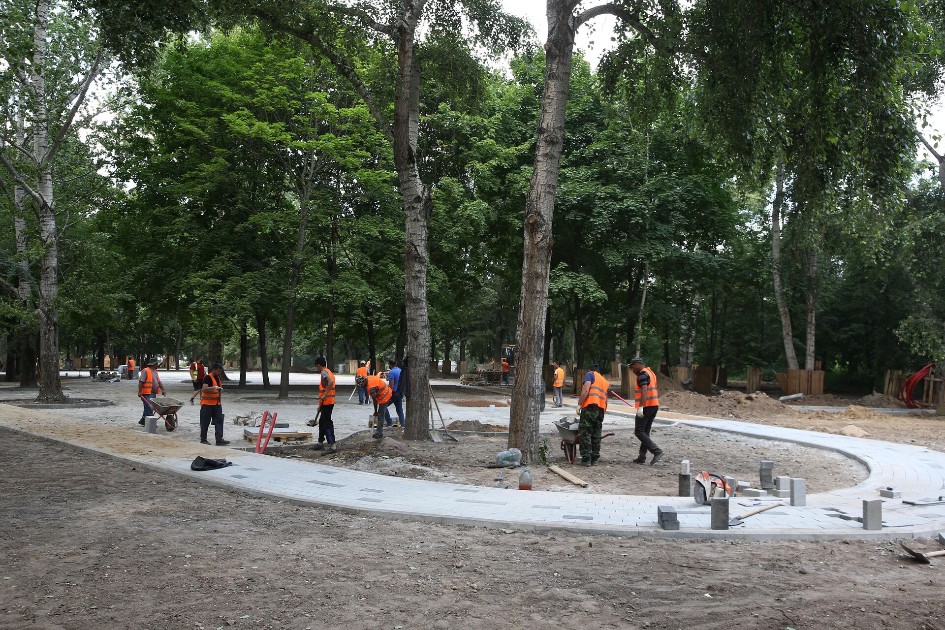 Работы по благоустройству парка Яуза в Москве Работы по благоустройству парка Яуза в Москве - РИА Новости, 1920, 22.07.2021