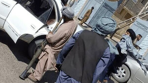 Талибы пообещали не переходить границу, заявил Шойгу