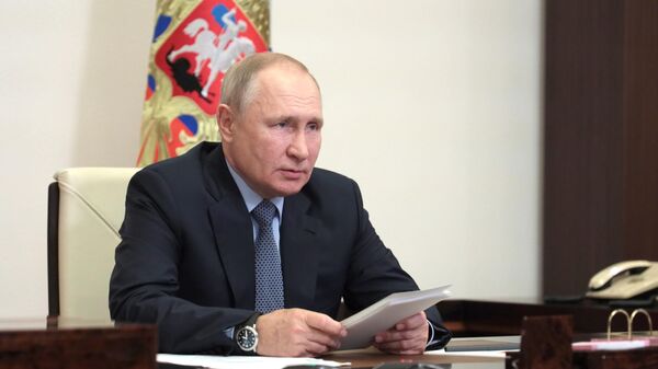 Путин проведет оперативное совещание с членами СБ