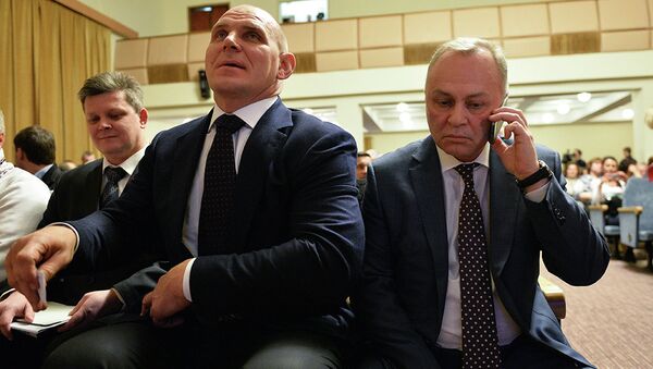 Депутат Госдумы Александр Карелин и кандидат в мэры Новосибирска от Единой России Владимир Знатков Депутат Госдумы Александр Карелин и кандидат в мэры Новосибирска от Единой России Владимир Знатков