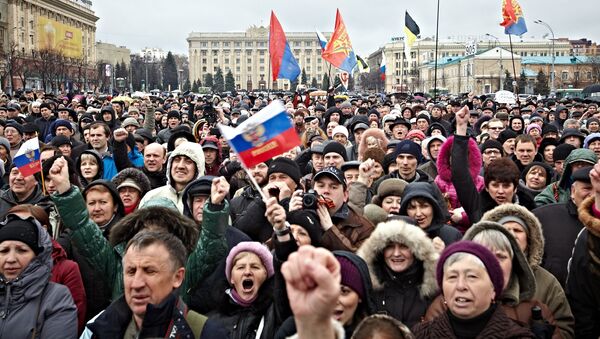 Митинг сторонников федерализации Украины в Харькове. Архивное фото Митинг сторонников федерализации Украины в Харькове. Архивное фото