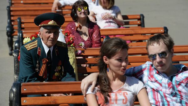 Празднование Дня Победы в Москве, архивное фото Празднование Дня Победы в Москве, архивное фото