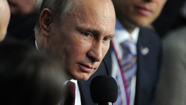 Президент России Владимир Путин принял участие в пленарном заседании I Медиафорума ОНФ Президент России Владимир Путин принял участие в пленарном заседании I Медиафорума ОНФ