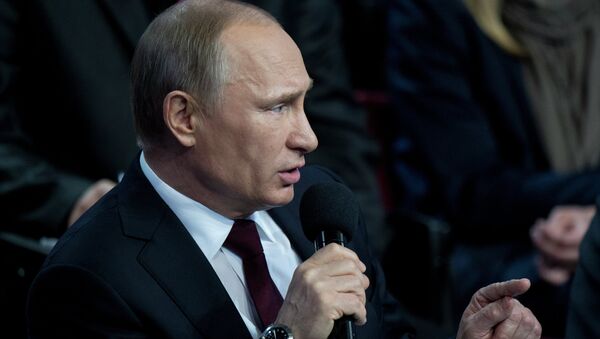 Путин принял участие в пленарном заседании I Медиафорума ОНФ Путин принял участие в пленарном заседании I Медиафорума ОНФ