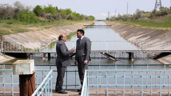Феодосийское водохранилище начало получать воду из предгорного Крыма Феодосийское водохранилище начало получать воду из предгорного Крыма