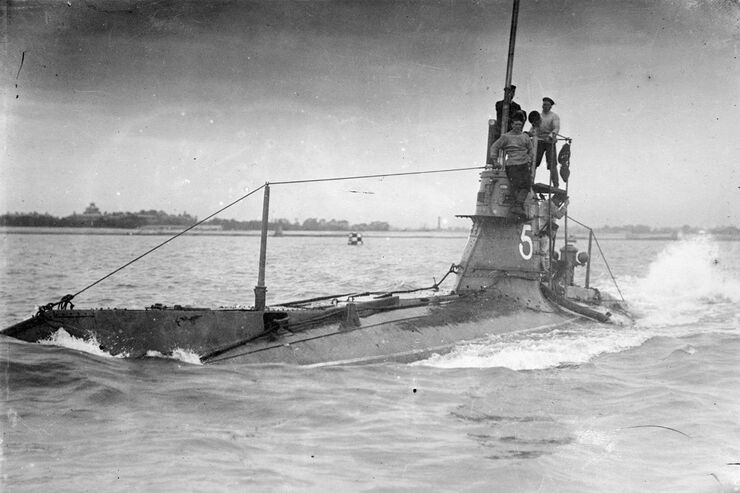 Британская подводная лодка во время Первой мировой войны Британская подводная лодка во время Первой мировой войны