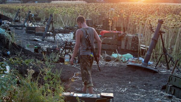 Позиция украинской армии возле Донецка. Архивное фото Позиция украинской армии возле Донецка. Архивное фото