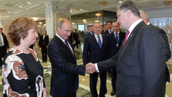 Владимир Путин, Петр Порошенко и Кэтрин Эштон на встрече в Минске Владимир Путин, Петр Порошенко и Кэтрин Эштон на встрече в Минске